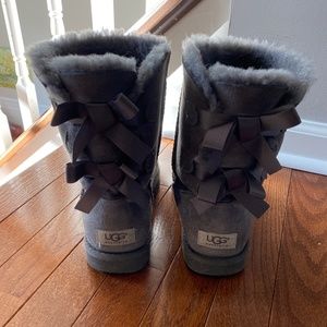 UGG Australia Bailey Bow Gray Boots